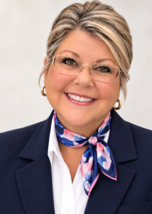 Vicki Weaver headshot